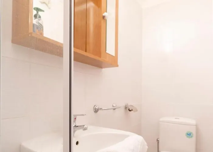 Tatil Evi Authentic Townhouse Steps From The & Market